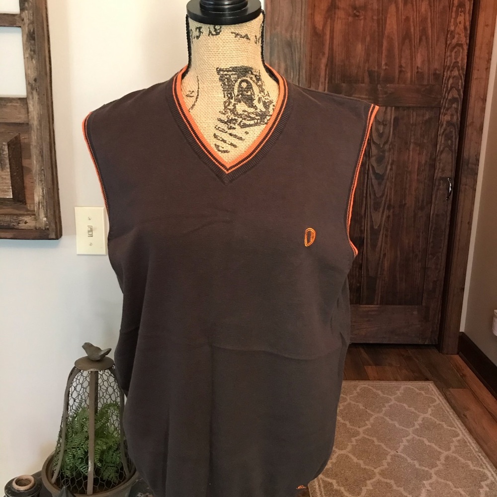 New Without Tags Ben Sherman Vest On Large